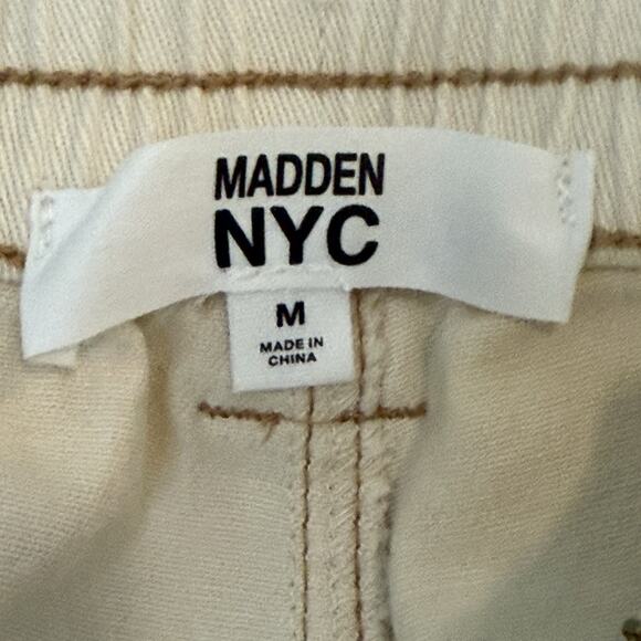 Madden NYC Skater Pant - Medium - Size 7-9 - Color ECRU - NWT - Picture 6 of 6